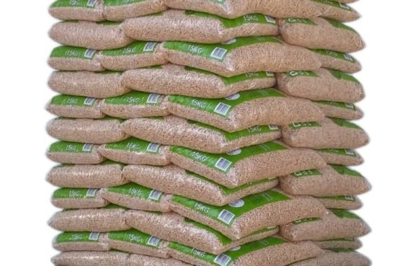 Holzpellets DIN Pellets – Palette mit 65 Säcken à 15 kg