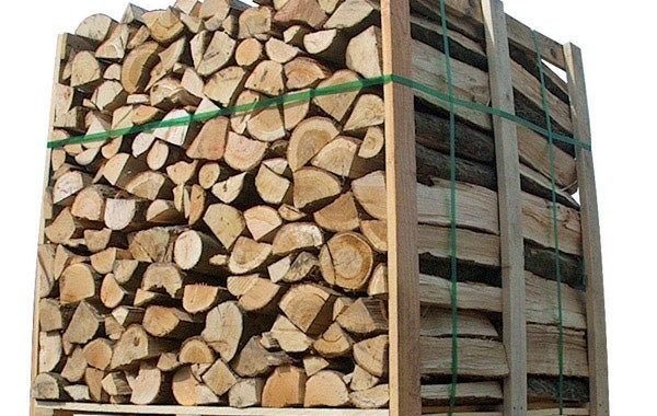 Holzscheite 50 cm – Palette mit 1,5 Raummeter